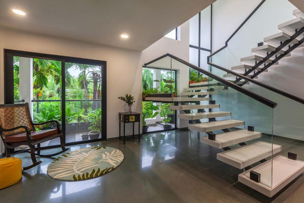 Villa Sereno By Stayvista - An Elegant And Entertaining Retreat Featuring A Swimming Pool, Outdoor Jacuzzi, Modern Interiors, And A Snooker Table Alībāg Zewnętrze zdjęcie